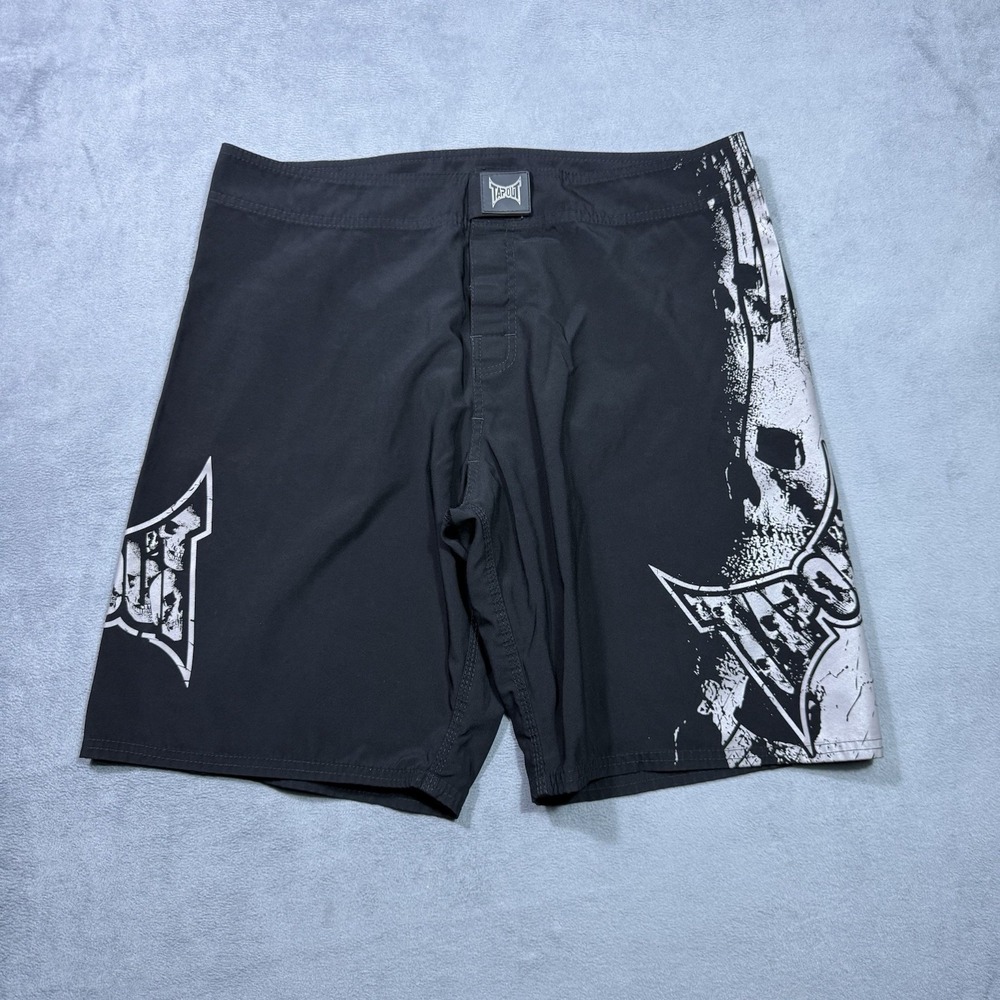Tapout MMA Fight Shorts Mens 38 Black Skull Graphic Grappling Board Shorts